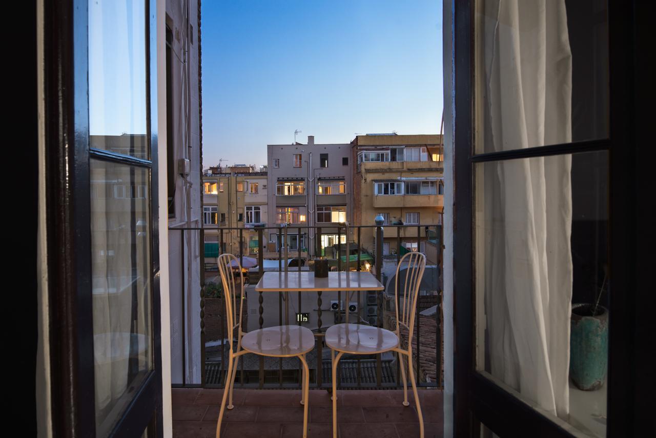 Brummell Apartments Gracia Barcelona Bagian luar foto