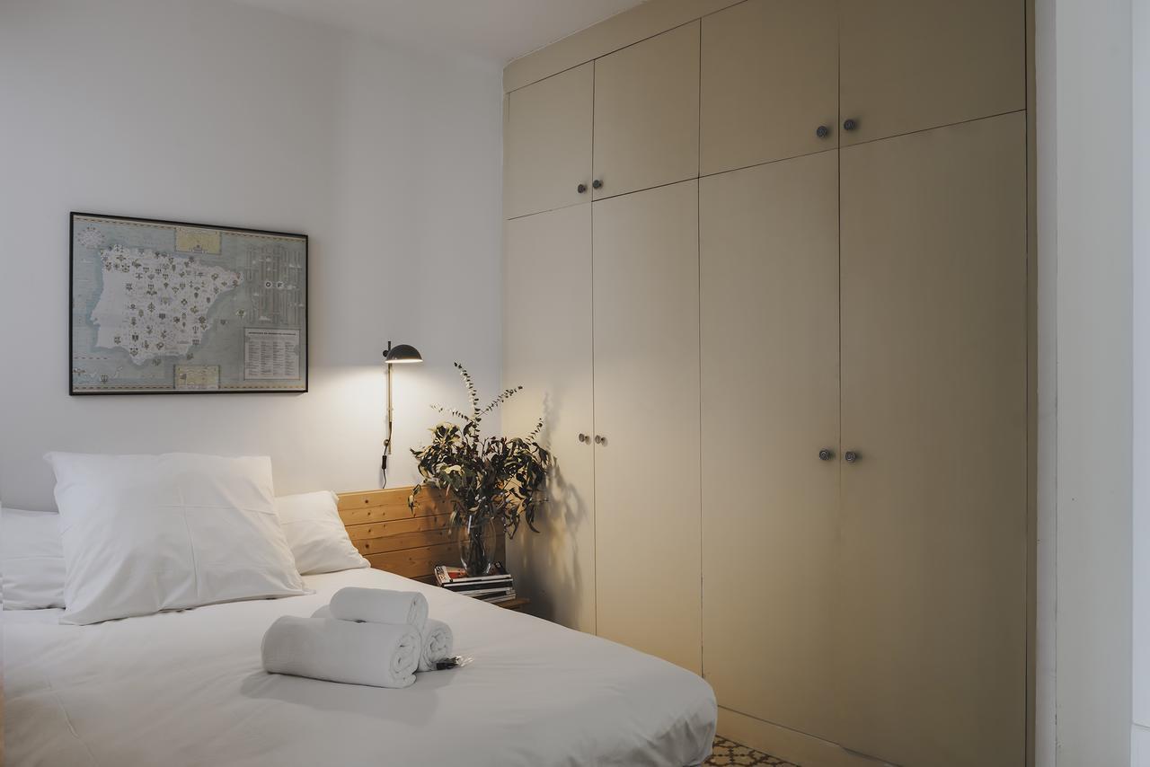 Brummell Apartments Gracia Barcelona Bagian luar foto